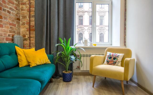 SeApart. На Большом 13 (бывш. Апартаменты на Большом проспекте Петроградской Стороны)