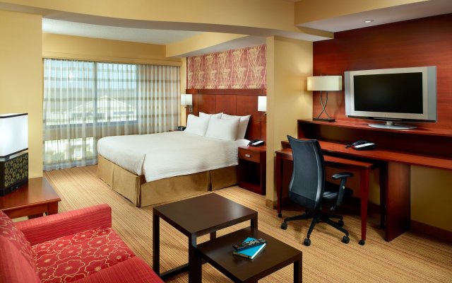 Courtyard by Marriott Clarksville