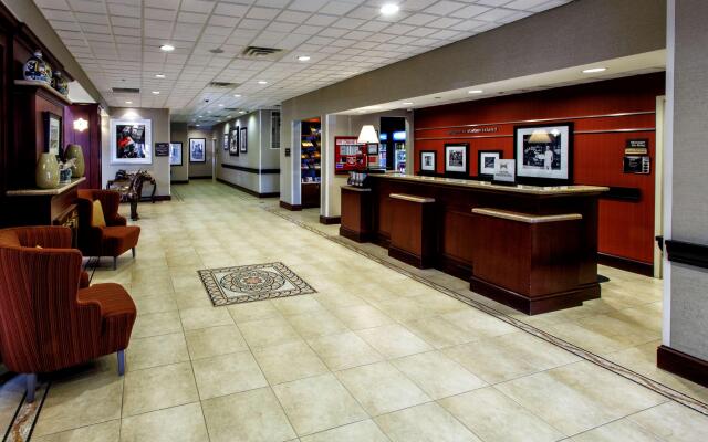 Hampton Inn & Suites Staten Island