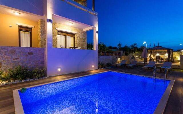 Family villa, Fantastic views, Private pool, Free laptop 1