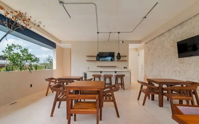 Spacious 3 Br. W/private Pool Exclusive Gym