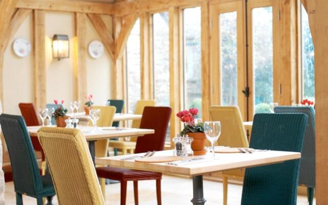 Swan Inn Hotel
