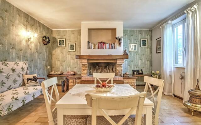 Elegant Holiday Home in Fabrica di Roma near Theatre