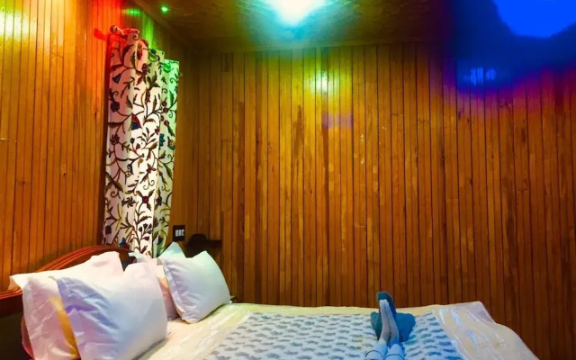 Pine View Resort - Gulmarg