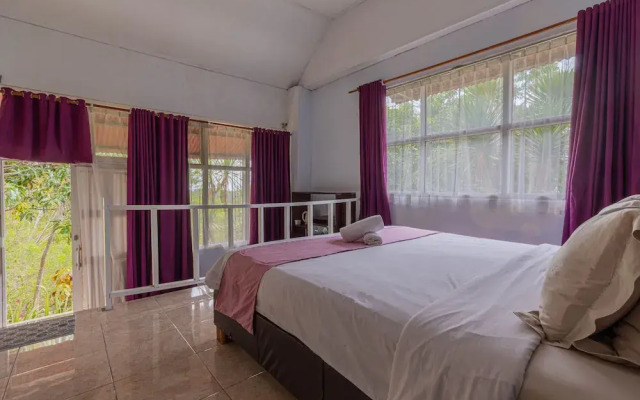 Annaya House