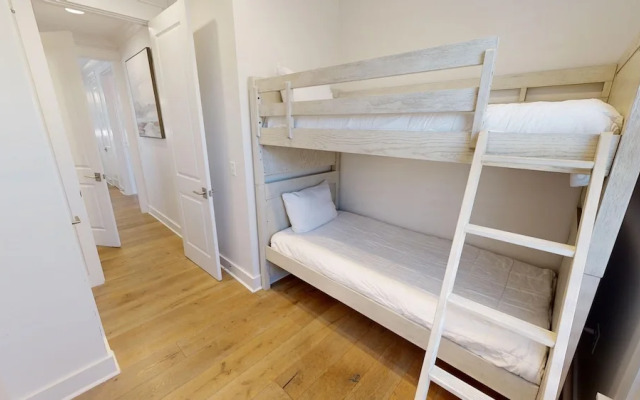 Seaside Serenity 5 Bedroom Home