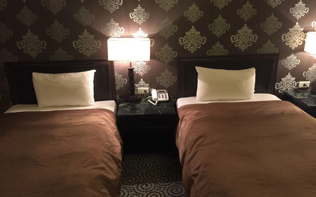 Well Garden Hotel