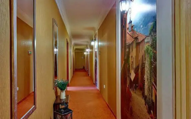 Wenecki Hotel