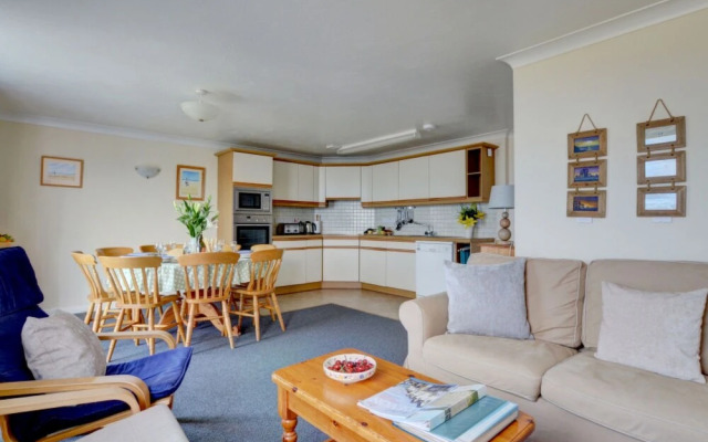 Flat 28 Clifton Court Croyde