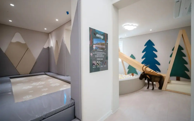 Pico Kids Pool Villa