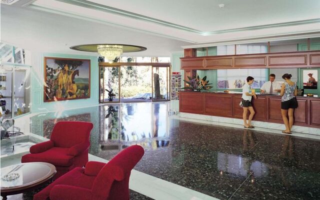 Elegance Miramar Hotel