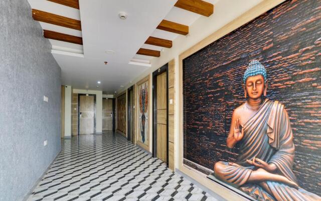 Townhouse OAK Hotel SVA