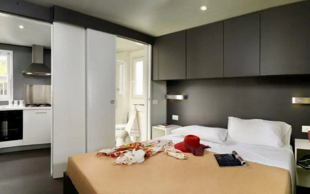 Isamar Holiday Village