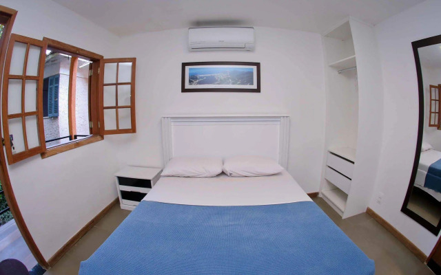 Pura Vida Hostel
