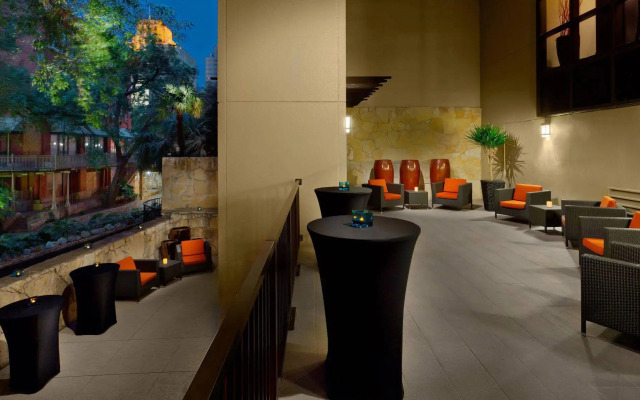 Holiday Inn San Antonio - Riverwalk by IHG