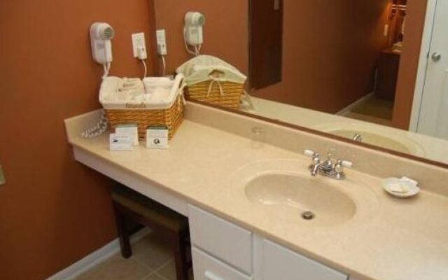 Hawthorn Suites by Wyndham Greenville