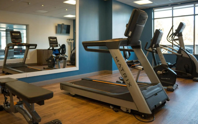 Holiday Inn Express & Suites Kingston Central by IHG