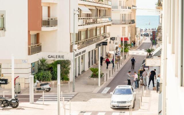 Superbe studio entièrement rénové - 50m croisette