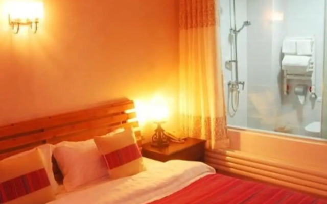 Yangshuo Pure Joy Resort