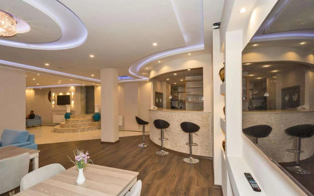 Selenay Hotel