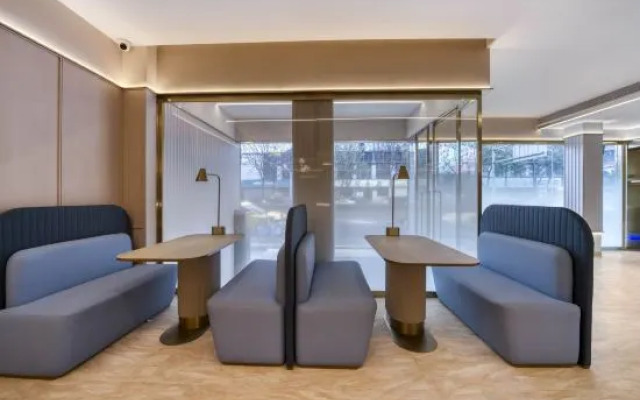 HanTing Hotel (Ningbo Tianyi Square Guogou Center)