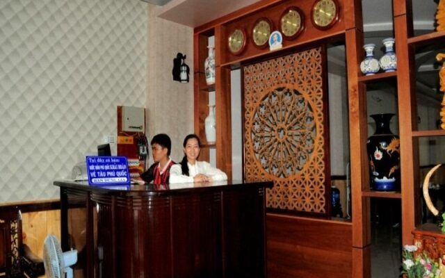 Phuc Hung Hotel 2
