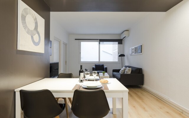 AB Eixample Rosselló Apartment