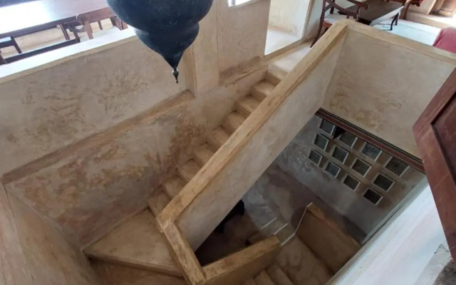 Samaki House