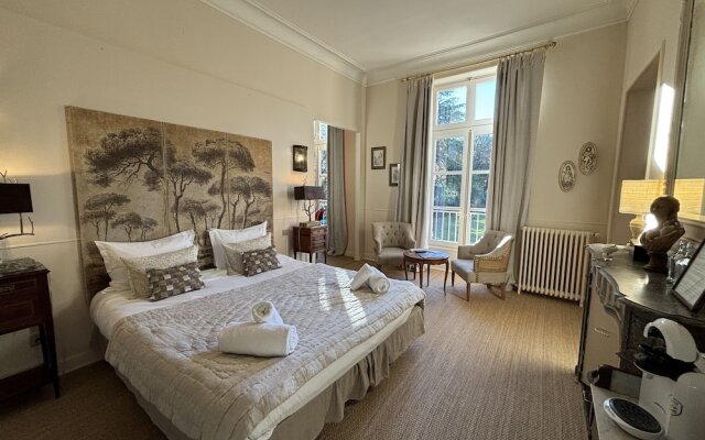 Chateau de Roquelune