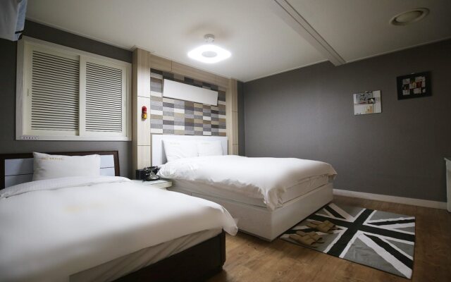 Rex Hotel Cheonan