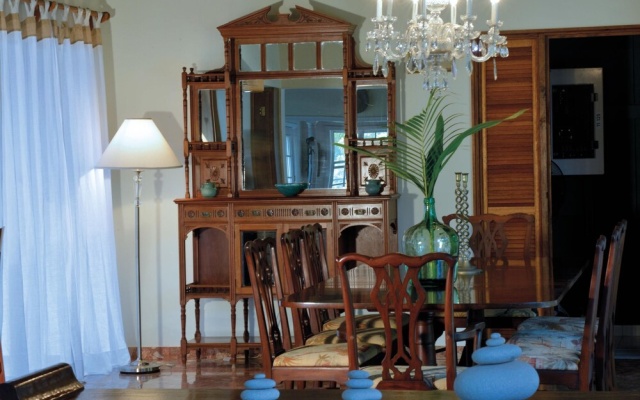 Ideal for Families, Gated Community Near Beaches, AC, Free Wifi, Concierge, Pool! — фото 4