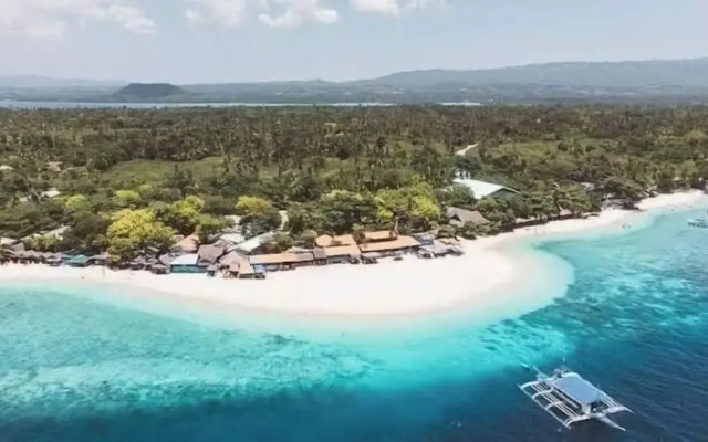 Bluewaves Resort -  Basdaku by Hiverooms