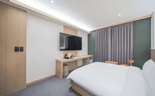 Hound Hotel DaeGu