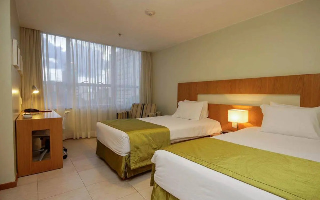 Naoum Hotel