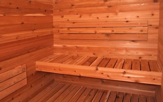 Boulder Ridge by Stewart Mountain Lodging