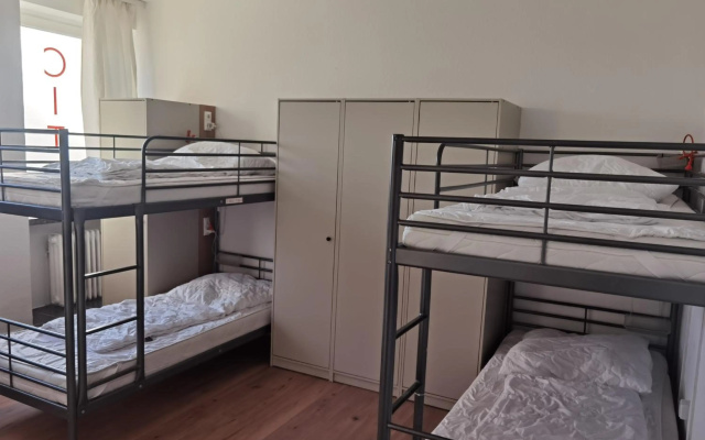 MAC City Hostel