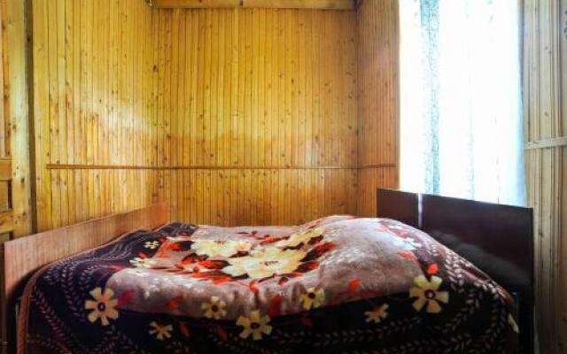 Fatkashi House
