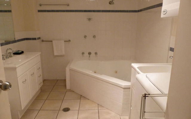 Sails Luxury Apartments Merimbula