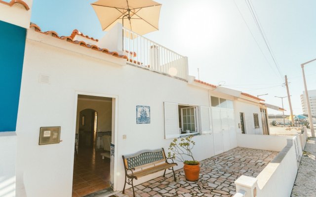 Best Houses 26 - Baleal Beach Front Retreat