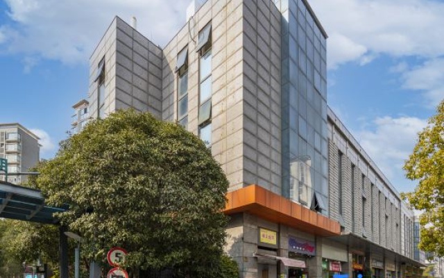 ViewKing e-sports hotel (Fengzhuang subway station shop, National Exhibition Center) – Exterior – Shanghai