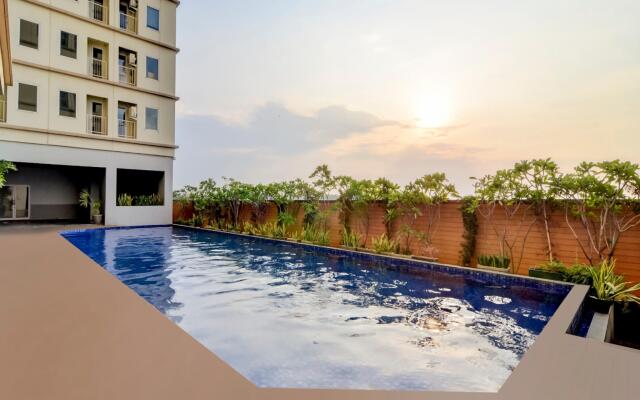 OYO Flagship 3837 Tamansari Mahogany