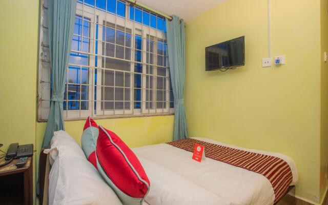 OYO 163 Hotel Arhant Inn