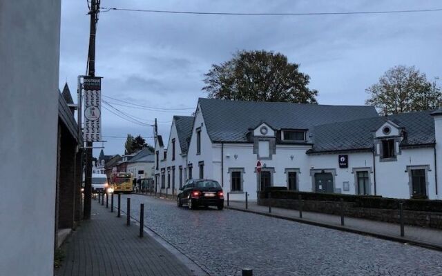 House Bed and Breakfast