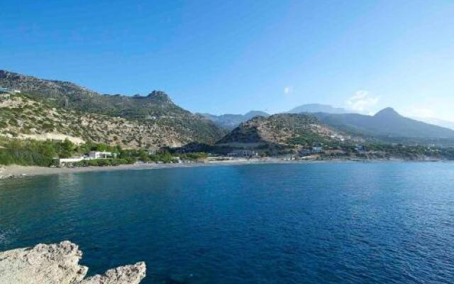 Beachfront Villa on Crete - Kirvas