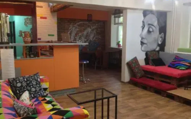 Hostel Loco