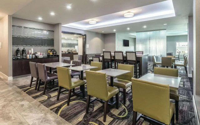 LaQuinta Dalla North / Arlington