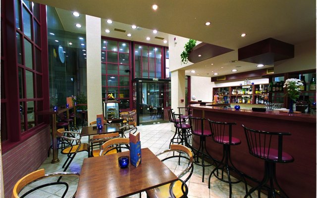 Athens Cypria Hotel