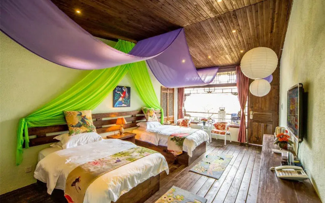 Lijiang Taoyuan Inn