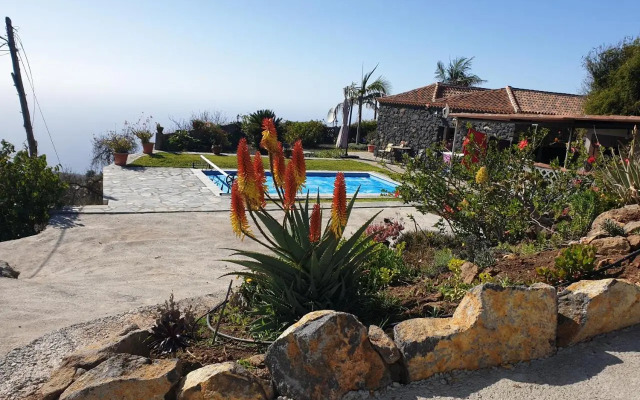 Climatized Pool Free Wifi Casa Rural Las Pareditas