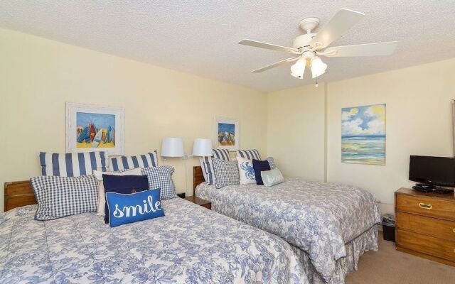 Shoreline 1055 Condo by RedAwning